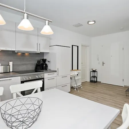 Haus Am Park 18 דירה Ostseebad Kühlungsborn