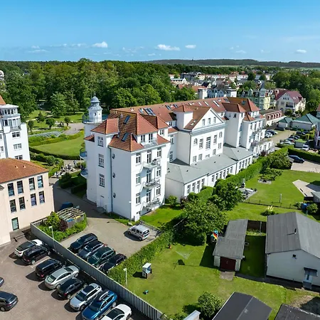アパート Haus Am Park 18 Ostseebad Kühlungsborn